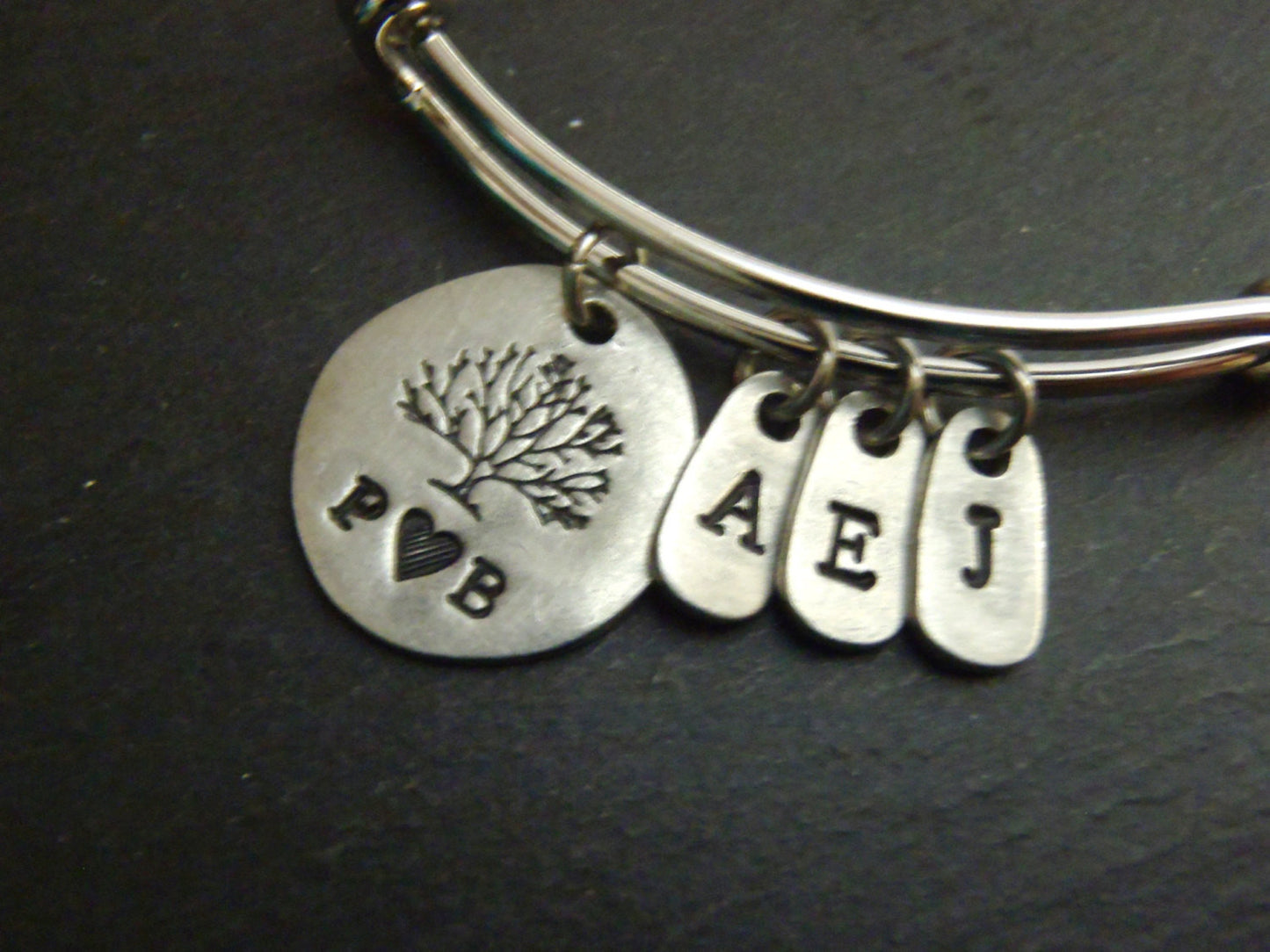 Personalized family tree bracelet for mom - tree of life bangle - Drake Designs Jewelry