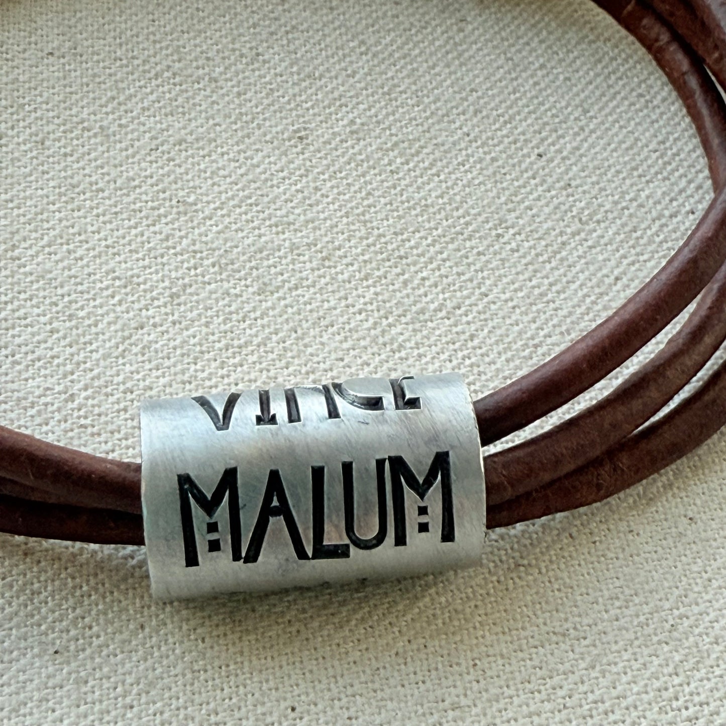 Vince Malum Bono Leather Bracelet | Overcome Evil with Good | Latin Phrase Jewelry | Hand Crafted Bracelet