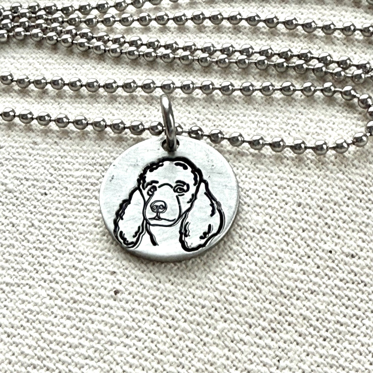 Dog Breed necklace - choose you breed - Yorkshire Terrier, Rottweiler, Poodle, Pointer, Labrador, Hound, Golden Retriever, German Shepherd, French Bulldog, Daschund, Cocker Spaniel, Samoyed, Bulldog, Boxer, Beagle