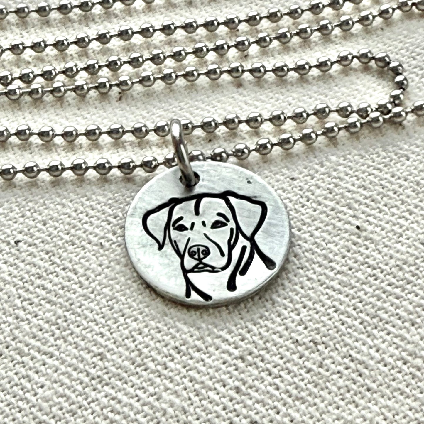 Dog Breed necklace - choose you breed - Yorkshire Terrier, Rottweiler, Poodle, Pointer, Labrador, Hound, Golden Retriever, German Shepherd, French Bulldog, Daschund, Cocker Spaniel, Samoyed, Bulldog, Boxer, Beagle