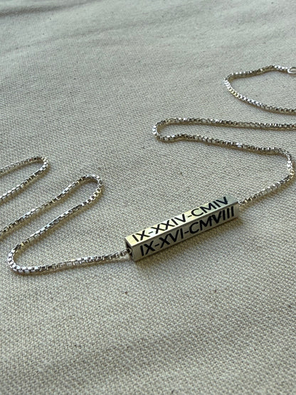 Personalized Sterling Silver Horizontal 3D Bar Necklace with Roman Numerals or Names - Derake Designs Jewelry