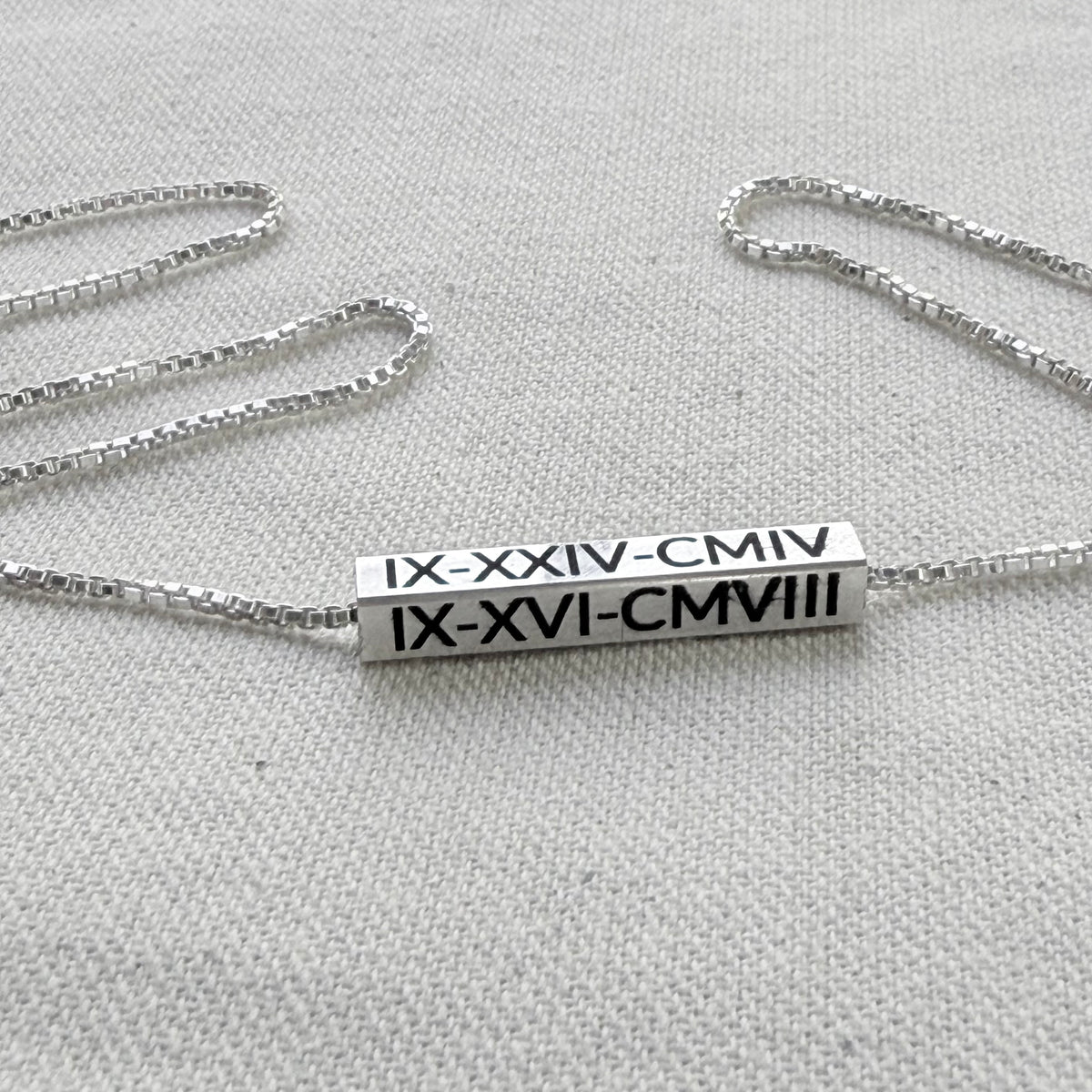 Personalized Sterling Silver Horizontal 3D Bar Necklace with Roman Numerals or Names - Derake Designs Jewelry