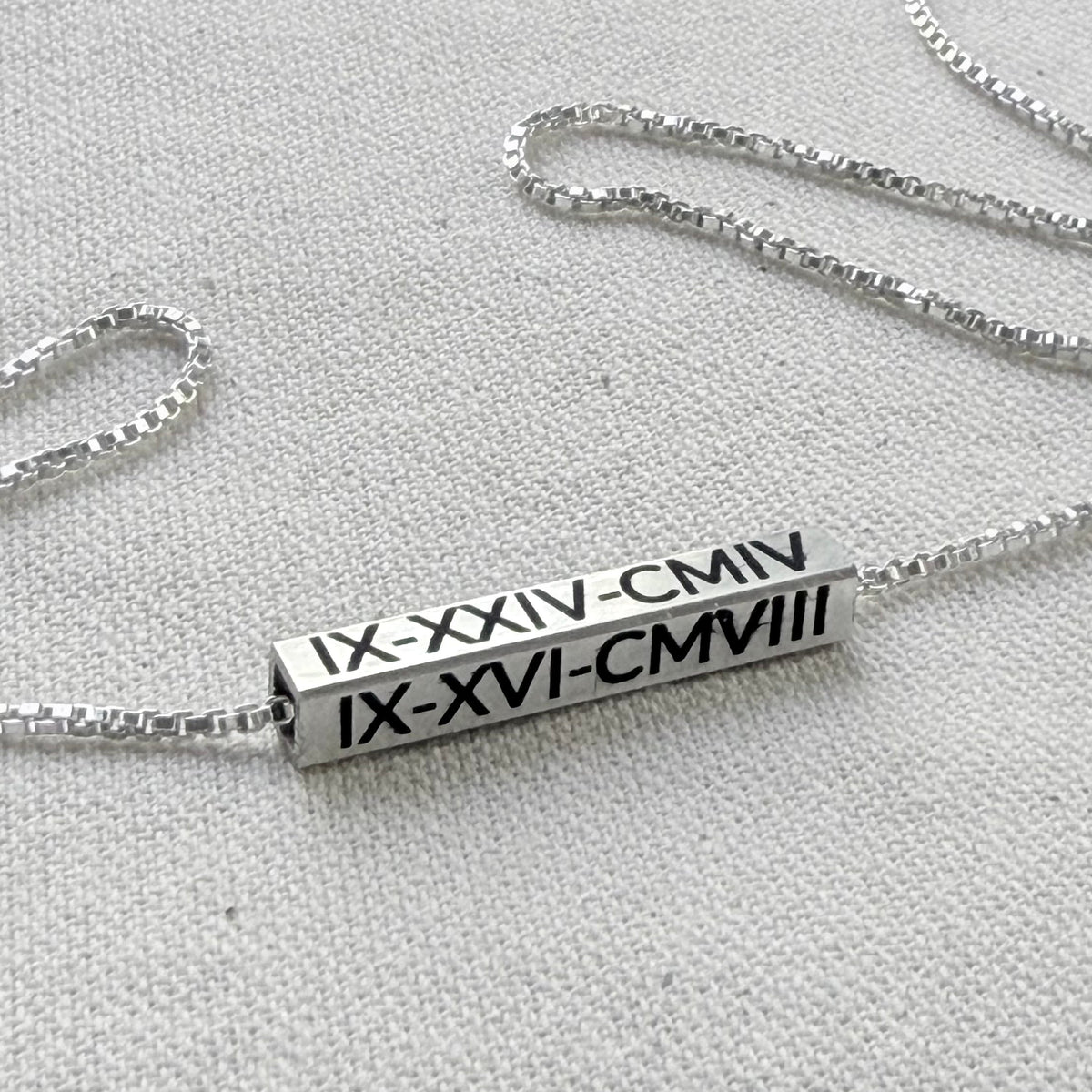 Personalized Sterling Silver Horizontal 3D Bar Necklace with Roman Numerals or Names - Derake Designs Jewelry