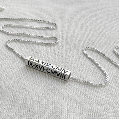 Personalized Sterling Silver Horizontal 3D Bar Necklace with Roman Numerals or Names - Derake Designs Jewelry