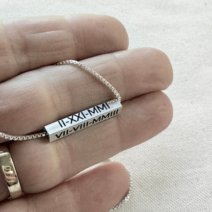 Personalized Sterling Silver Horizontal 3D Bar Necklace with Roman Numerals or Names - Derake Designs Jewelry