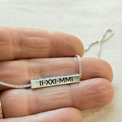 Personalized Sterling Silver Horizontal 3D Bar Necklace with Roman Numerals or Names - Derake Designs Jewelry