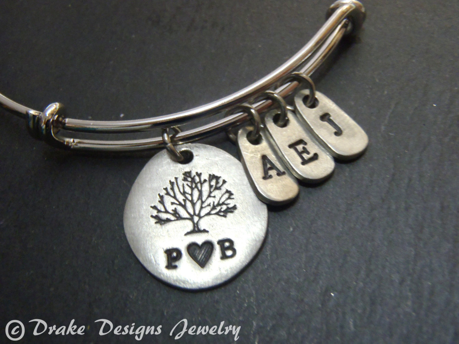 Personalized family tree bracelet for mom - tree of life bangle - Drake Designs Jewelry