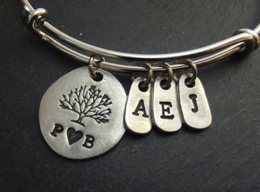 Personalized family tree bracelet for mom - tree of life bangle - Drake Designs Jewelry